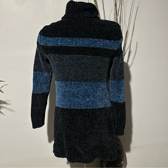 Women's Black and Blue Striped Sweater - Picture 2 of 2